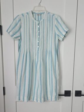 Faherty Gemina Linen Light Blue and White Striped Button Front Shift Dress
